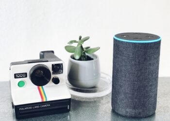 5 Tech Accessories You Need In Your Life