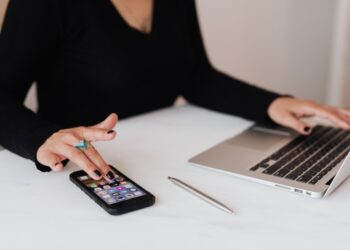 Things to Consider Before You Choose A Phone Plan