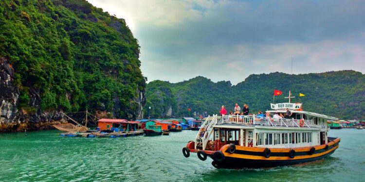 Exclusive Tour Packages to Extend Your Cruise Adventure